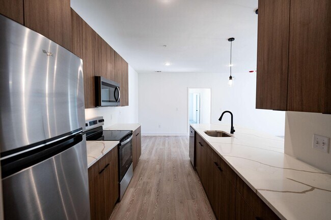 Foto del edificio - The Premiere at Brunswick Apartment Homes