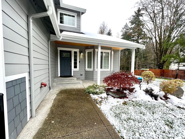 Foto del edificio - Gig Harbor 3 Bedroom 2.5 bath In Desirable...