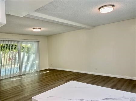 Foto del edificio - 3933 Emerald St