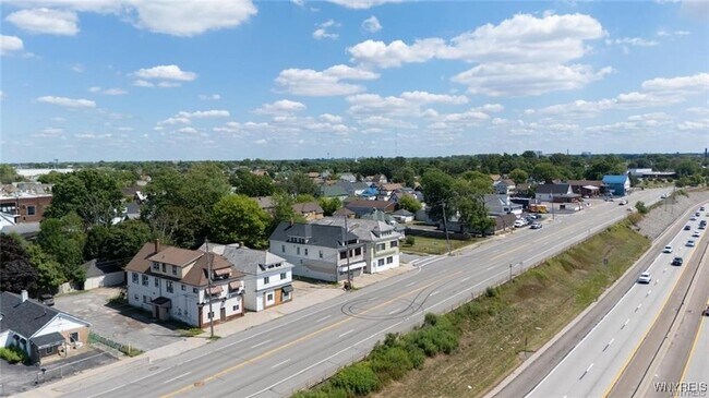 Foto del edificio - 2877 Niagara St