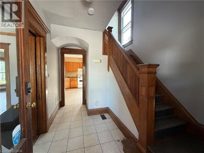 Building Photo - 4712 Cookman Crescent