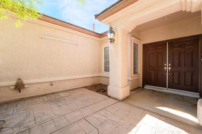Building Photo - "Charming 3-Bed Oasis with Scenic Views & Cozy Fireplace in Sun City Anthem - 55 and older commun...