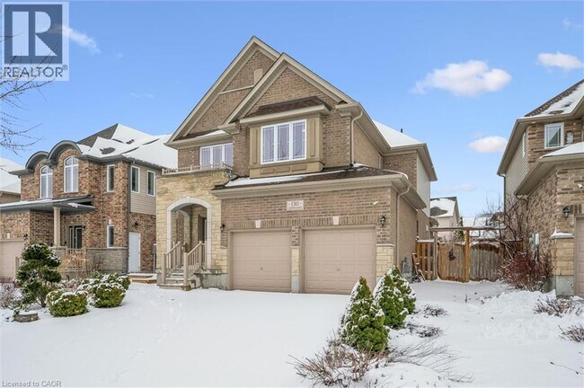 Photo du bâtiment - 130 Coopershawk St