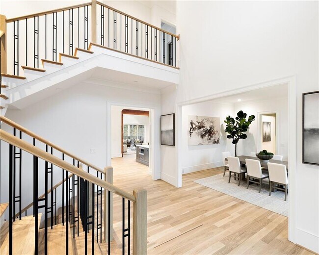 Building Photo - 1095 Curry Dr