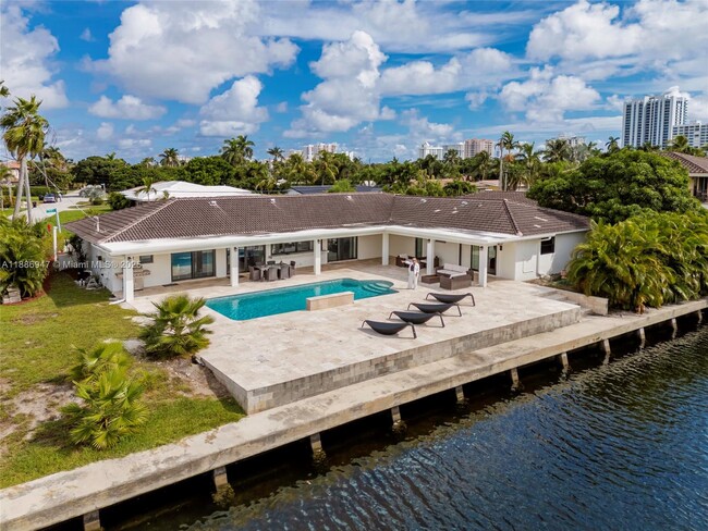 Building Photo - 1912 Ocean Mist Dr