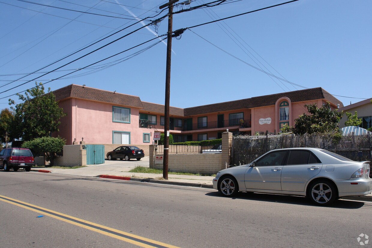 Primary Photo - 1820 E 16th St