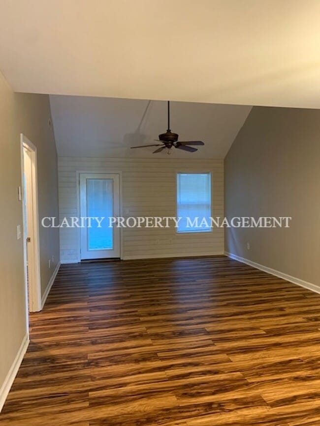 Foto del edificio - ***Coming soon!!***