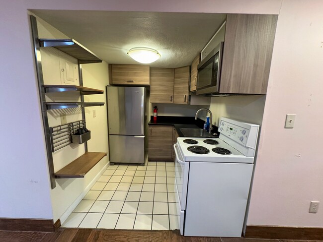 Building Photo - 53A Saint Paul St
