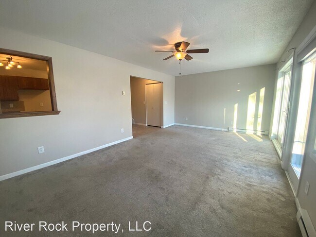 Foto del edificio - 3 br, 1 bath House - 1808 23rd Ave S