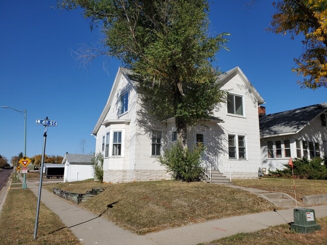 Building Photo - 116 W 4th St