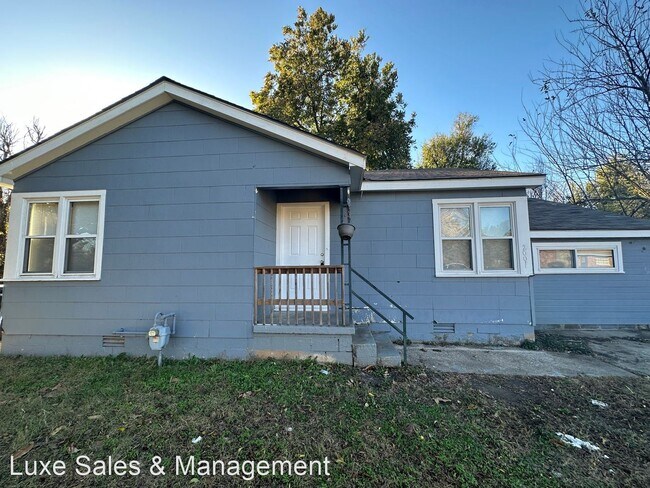 Foto del edificio - 3 br, 1 bath House - 2001 East Harlow Place