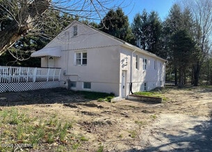 Building Photo - 721 Hyson Rd