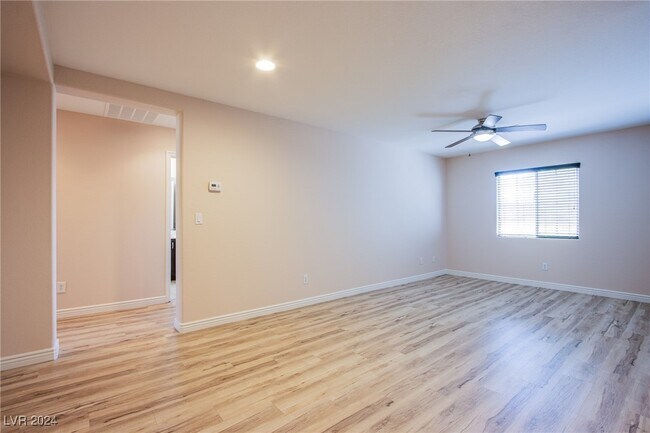 Foto del edificio - 10152 Ocicat Ave