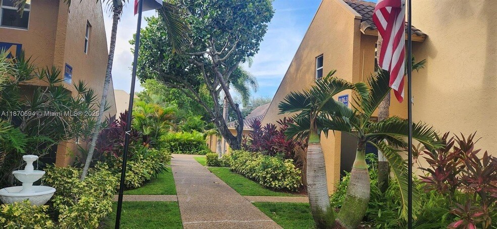 Foto principal - 959 SE 2nd Ave
