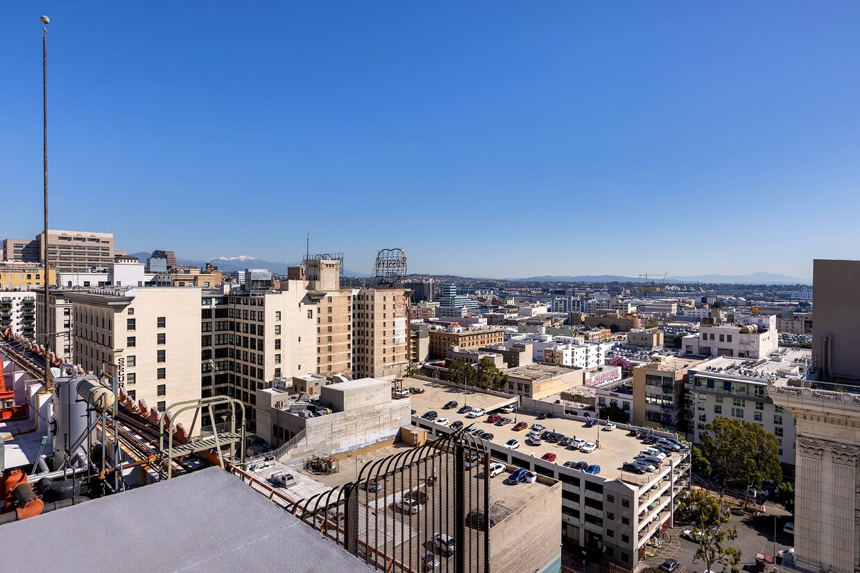 Primary Photo - Randolph Lofts