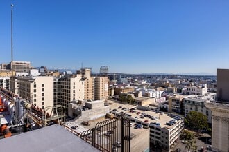 Building Photo - Randolph Lofts