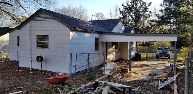 Building Photo - 4808 S Westhaven Dr