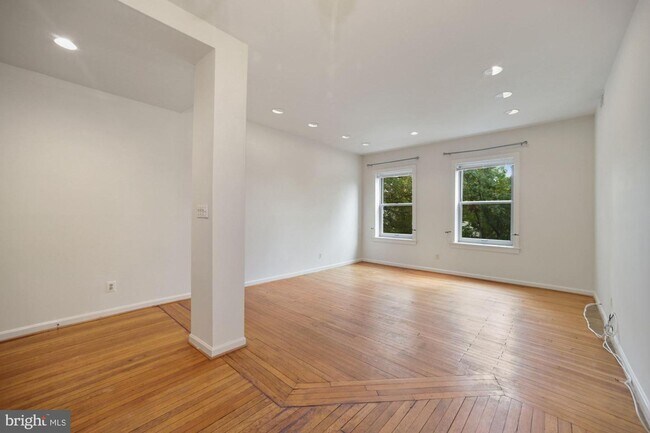 Building Photo - 1930 New Hampshire Ave NW