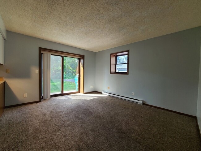 Building Photo - 7810 Stevensville-Baroda Rd