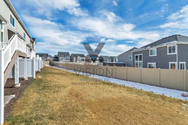 Building Photo - 1723 W Newcastle Ln