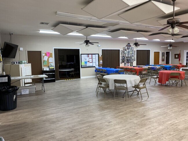 Foto del edificio - 502 Old Colony Rd