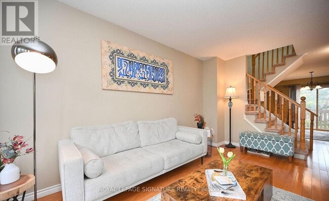 Photo du bâtiment - 6859-6859 Edenwood Dr