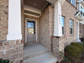 Building Photo - 6623 Perry Creek Rd