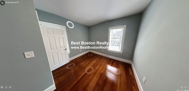 Building Photo - 33 Hancock St