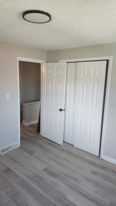 Building Photo - 23901 Banbury Cir