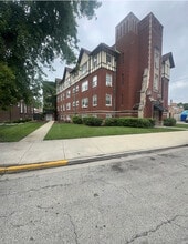 Building Photo - 3302 Kenilworth Ave