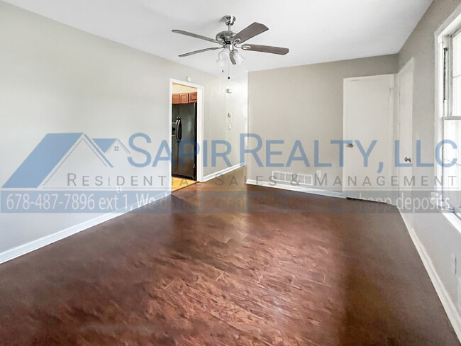 Foto del edificio - 10708 Panhandle Rd