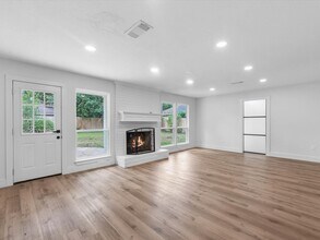 Building Photo - 9414 Stockport Dr