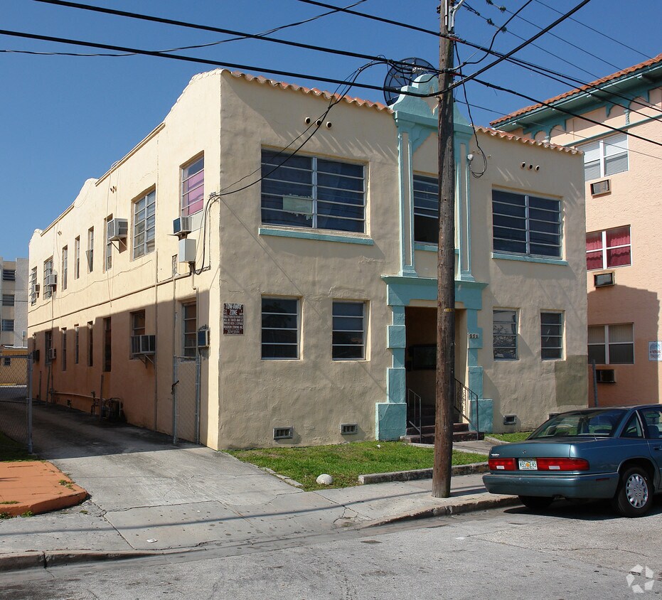 Foto del edificio - 856 SW 6th St