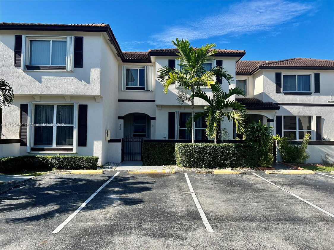 Primary Photo - 8625 SW 152nd Ave