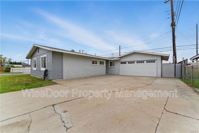 Building Photo - 1114 Stovall Ave