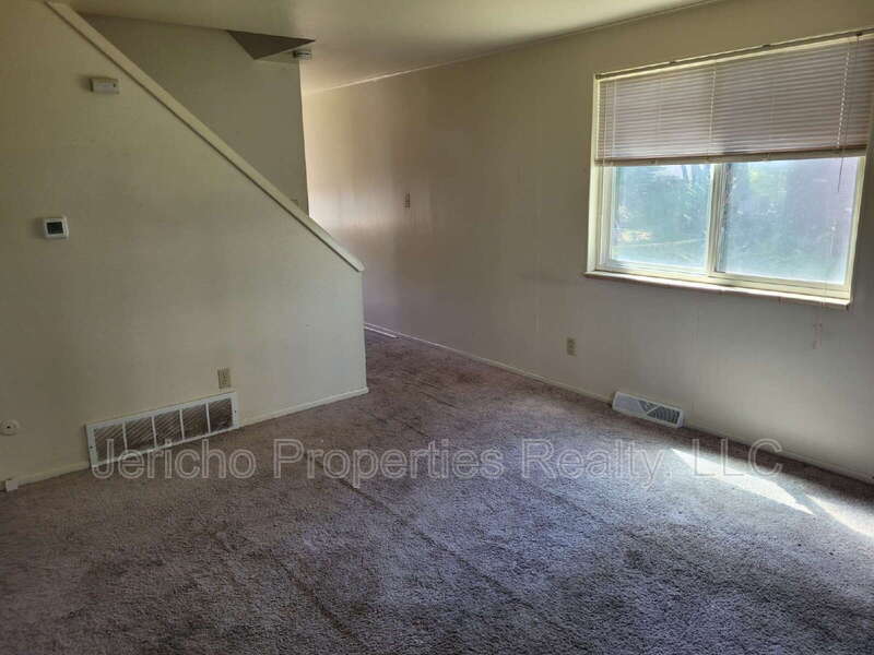 Building Photo - 5140 Tabor St