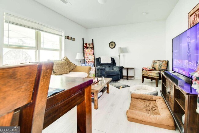 Foto del edificio - 1914 Crosswaters Dr