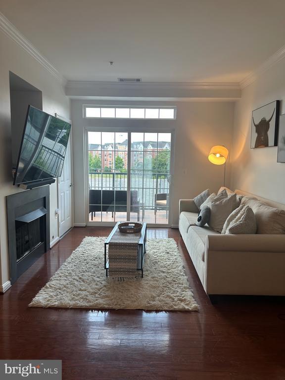 Building Photo - 2465 Army Navy Dr