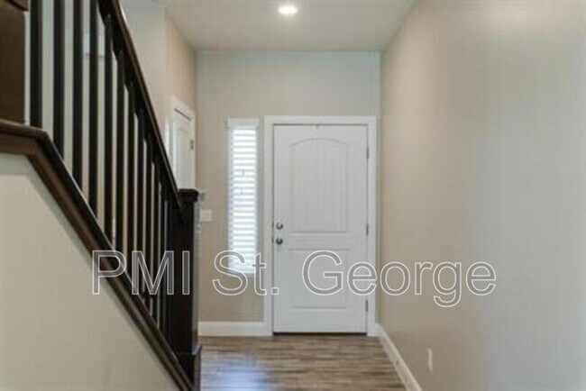 Foto del edificio - 1001 W Curly Hollow Dr