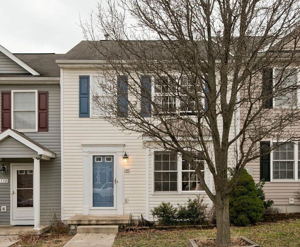 Foto principal - Commuter Friendly Location