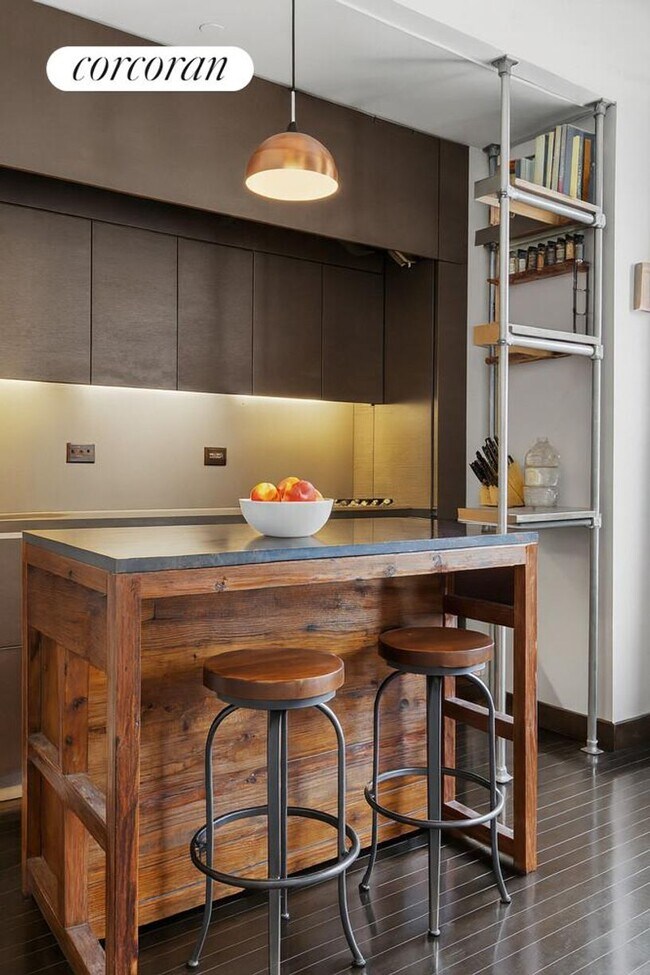 Foto del edificio - 18-20 Pine St