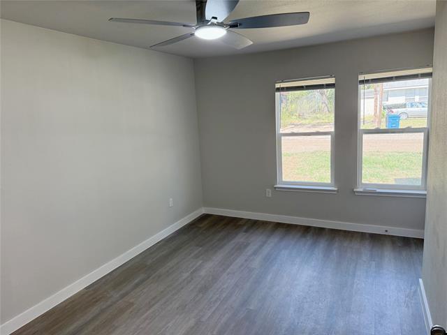 Foto del edificio - 399 Blackbourn St