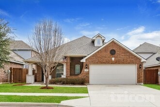 Building Photo - 625 Fox View Dr