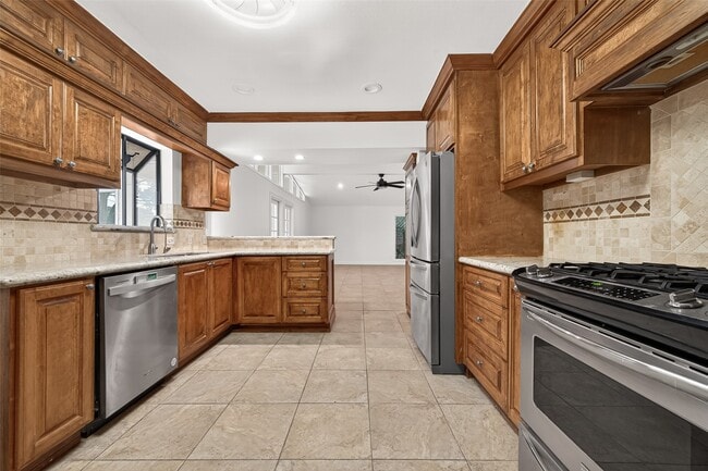 Foto del edificio - 5422 Hummingbird St