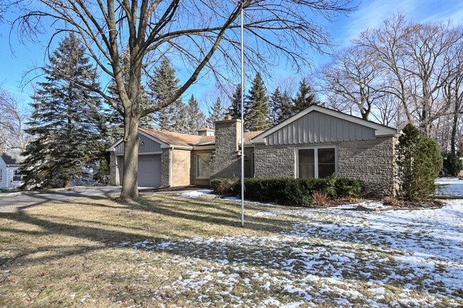 Building Photo - 1280 Webster Ave