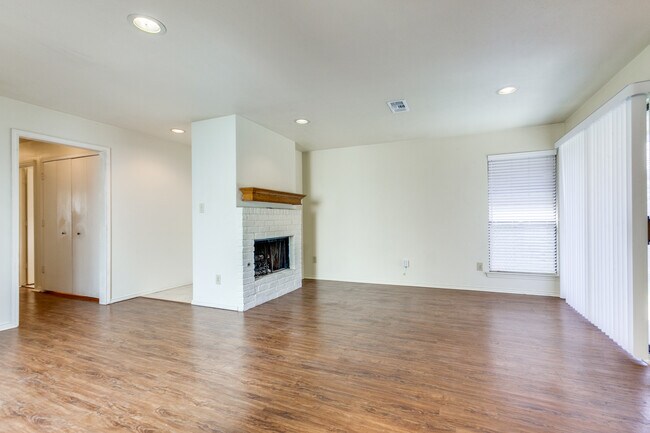 Foto del edificio - 3007 Allister St