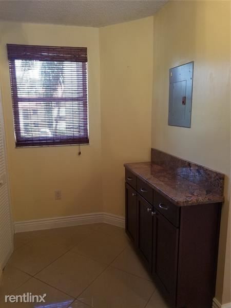 Building Photo - 2 br, 2 bath Condo - 9964 Nob Hill Pl # 9962B