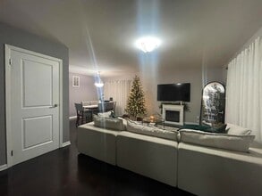 Building Photo - 51 S Midland Ave