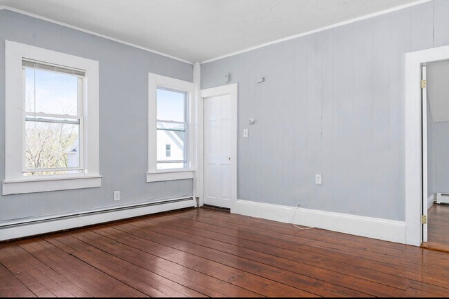 Building Photo - 84 Berkley St