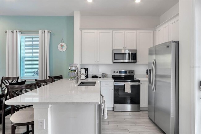 Building Photo - 8004 Dreamsicle Dr